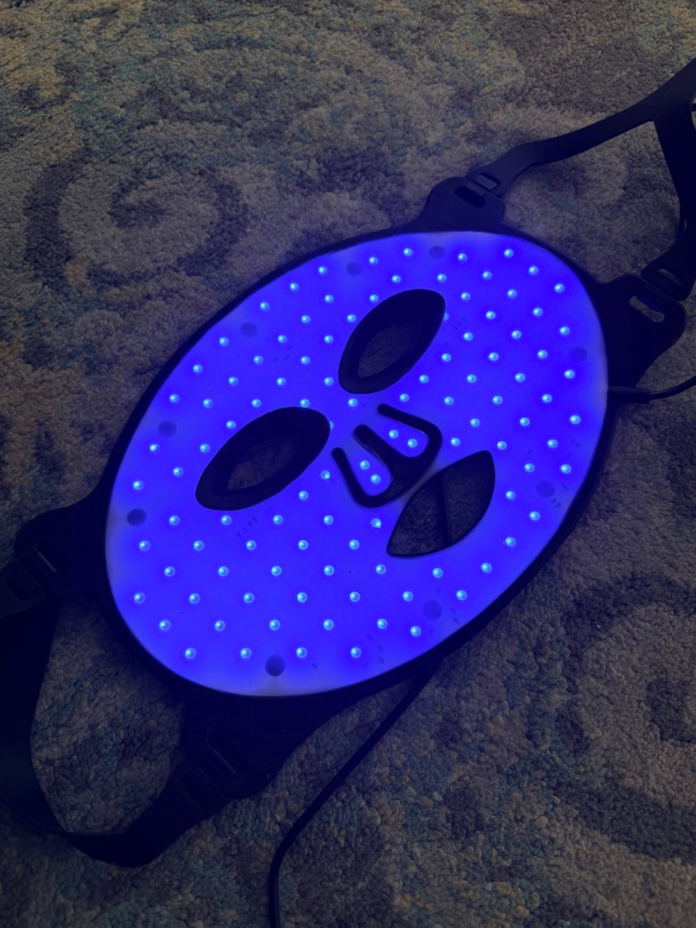 Red Light  Mask - Picture 2 of 9